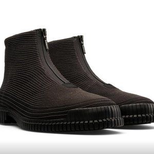 PRICE IS FIRM!  EUC Camper "Pix TENCEL" Middle Zip Sock Booties, Size US W6